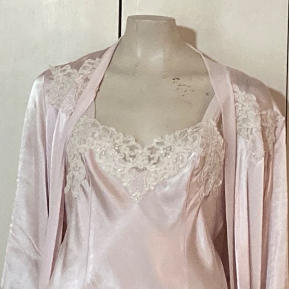 Linea Donatella LIngerie Set Pink Polyester Nightgown & Robe Size Medium Sexy - Picture 4 of 12